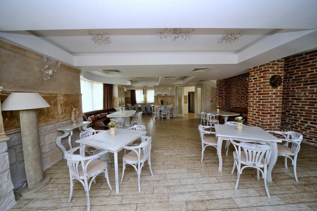 Бутиков Хотел History Haskovo Esterno foto