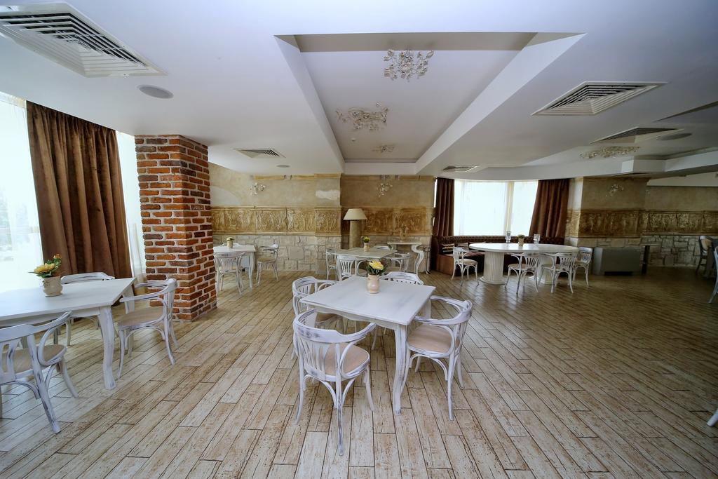 Бутиков Хотел History Haskovo Esterno foto